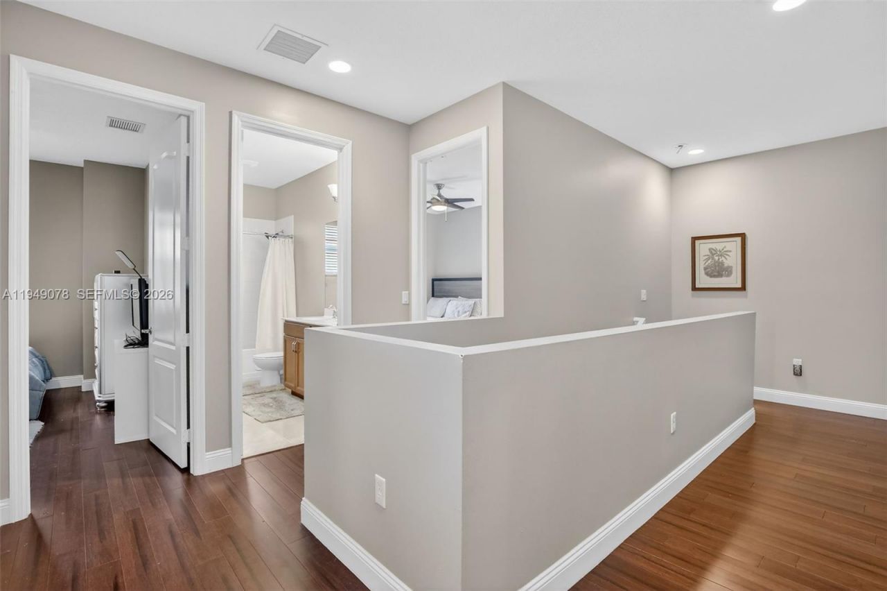 5208 Falcon Trl, Davie, FL 33314 Photo