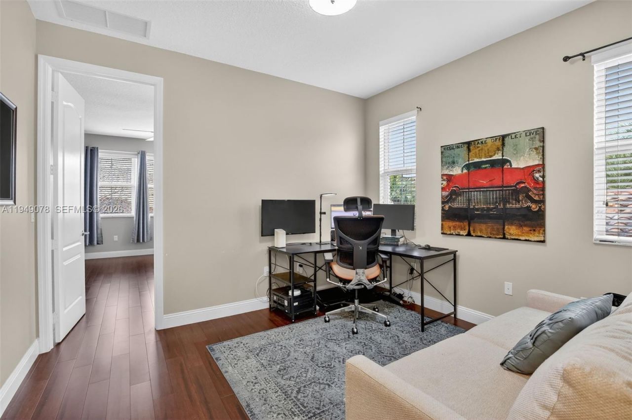 5208 Falcon Trl, Davie, FL 33314 Photo