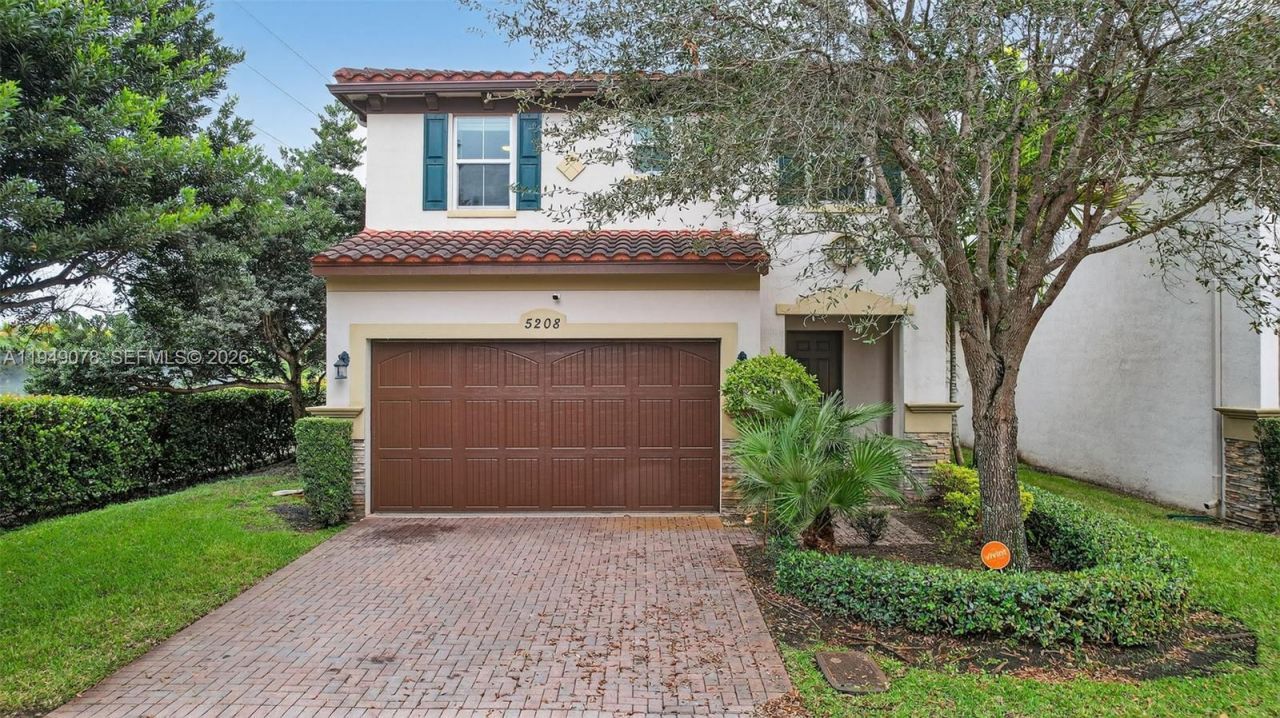 5208 Falcon Trl, Davie, FL 33314 Photo