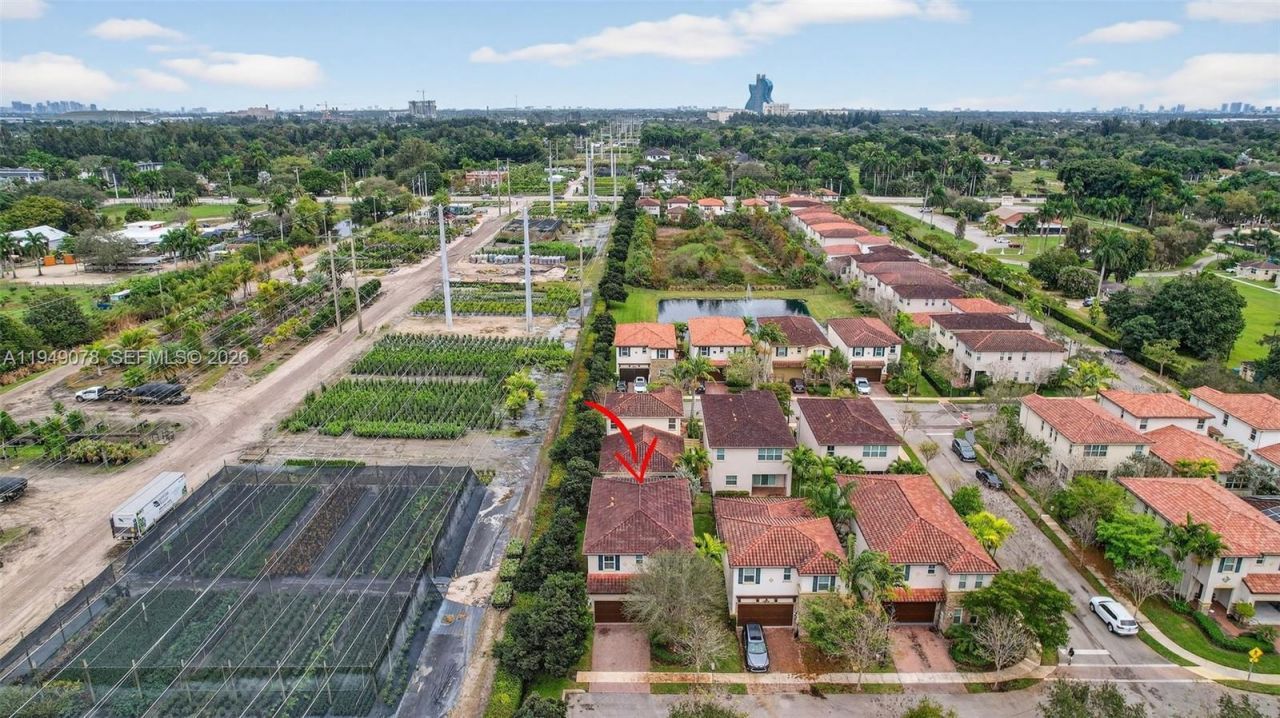 5208 Falcon Trl, Davie, FL 33314 Photo