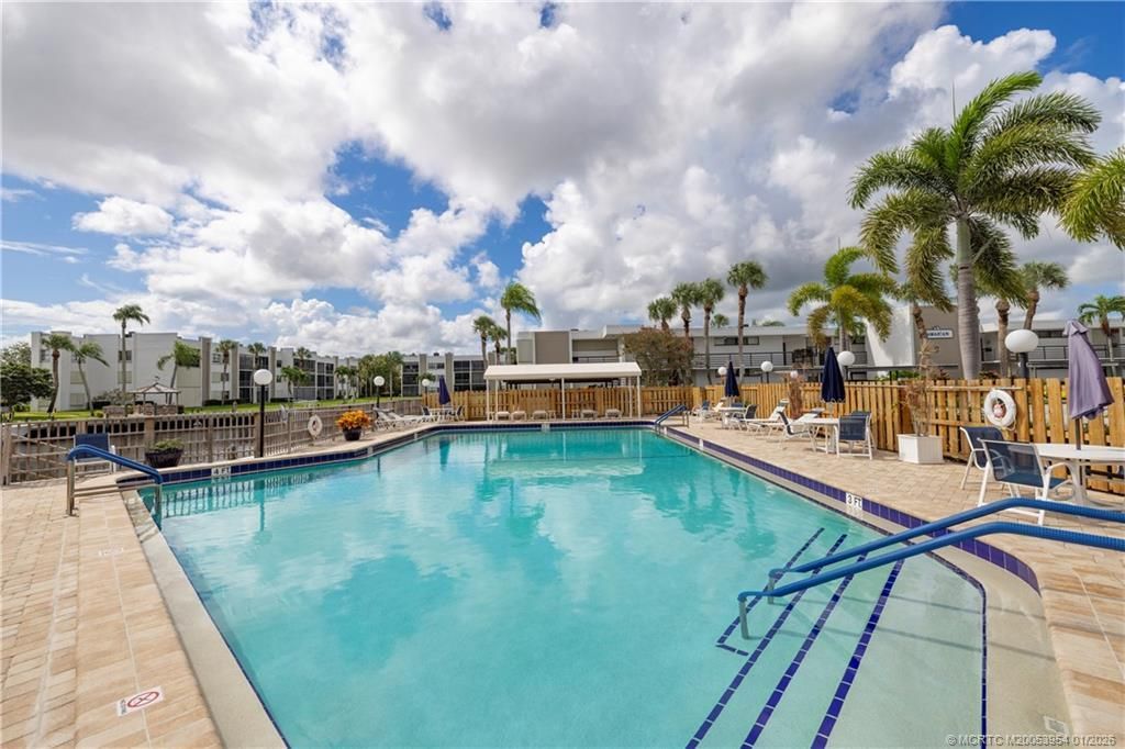 1950 SW Palm City Road, Unit 7-101, Stuart, FL 34994 Photo