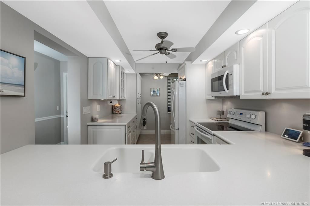 1950 SW Palm City Road, Unit 7-101, Stuart, FL 34994 Photo