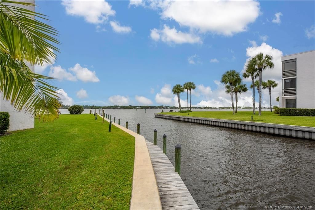 1950 SW Palm City Road, Unit 7-101, Stuart, FL 34994 Photo