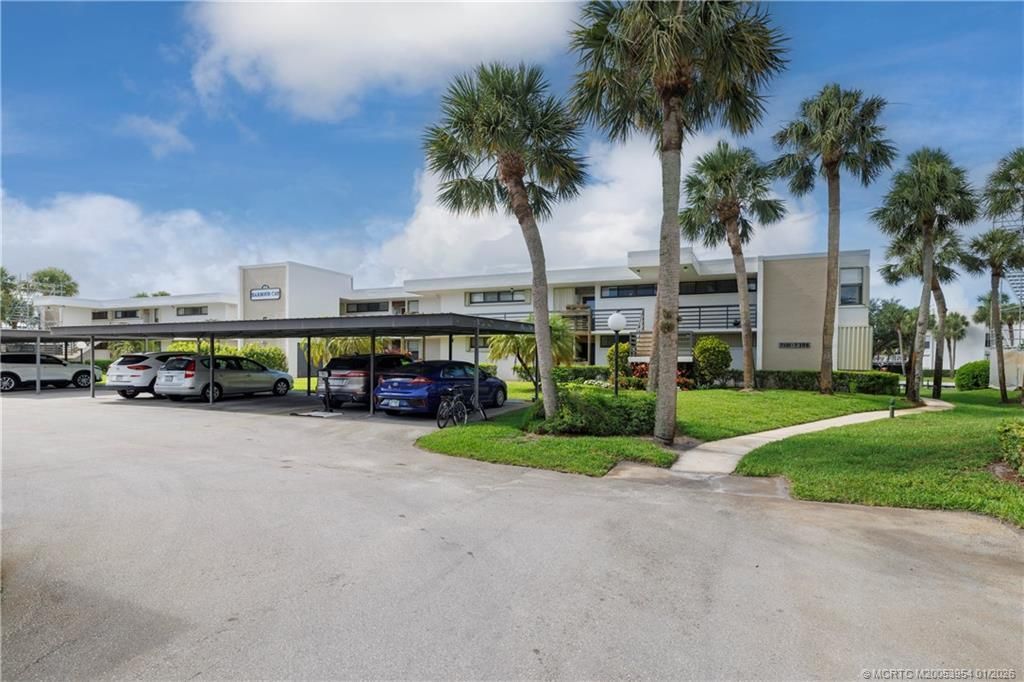 1950 SW Palm City Road, Unit 7-101, Stuart, FL 34994 Photo