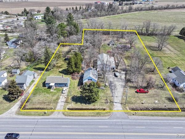 12181 Dixie Highway, Birch Run Twp, MI 48415