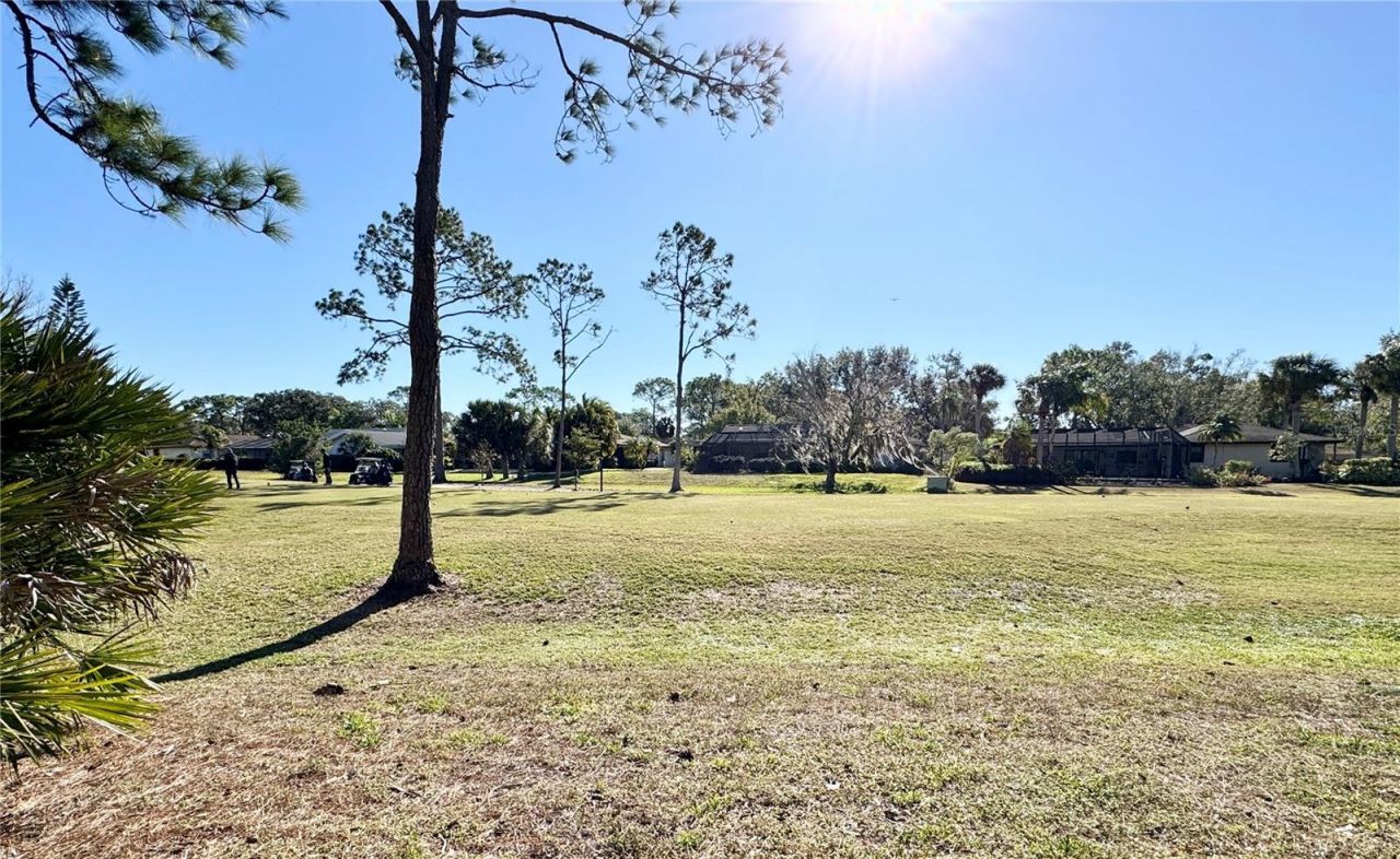5124 Harpers Croft, Unit 7, Sarasota, FL 34235 Photo