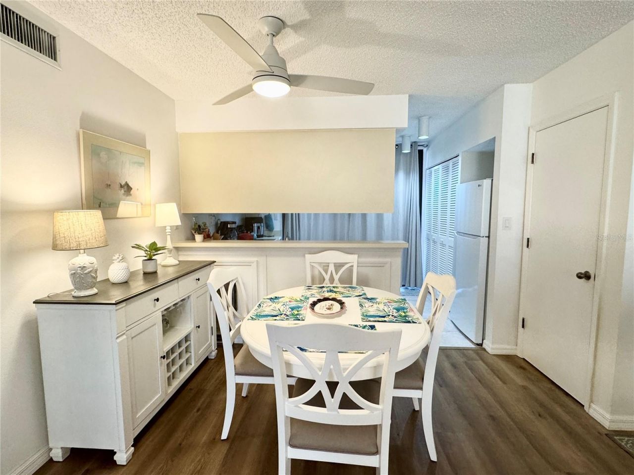 5124 Harpers Croft, Unit 7, Sarasota, FL 34235 Photo