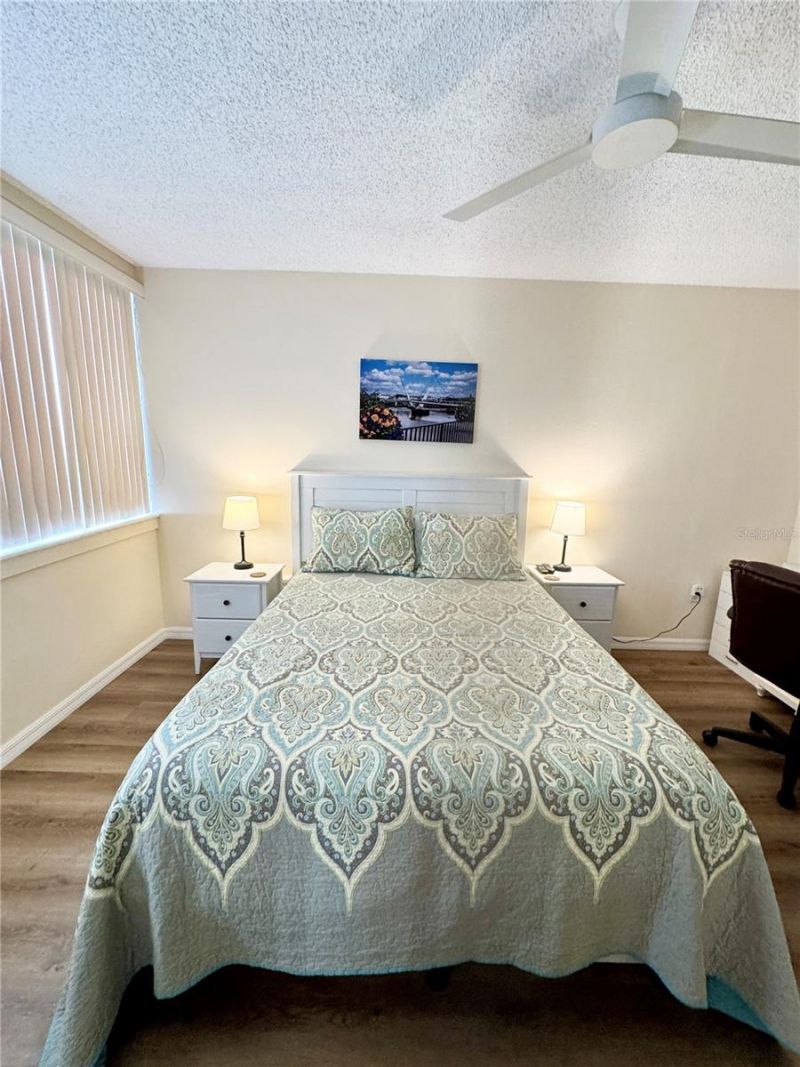 5124 Harpers Croft, Unit 7, Sarasota, FL 34235 Photo