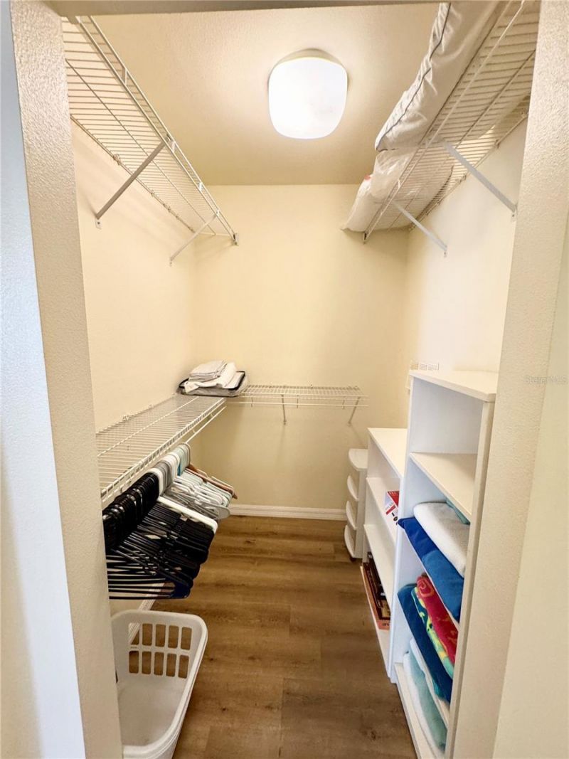 5124 Harpers Croft, Unit 7, Sarasota, FL 34235 Photo
