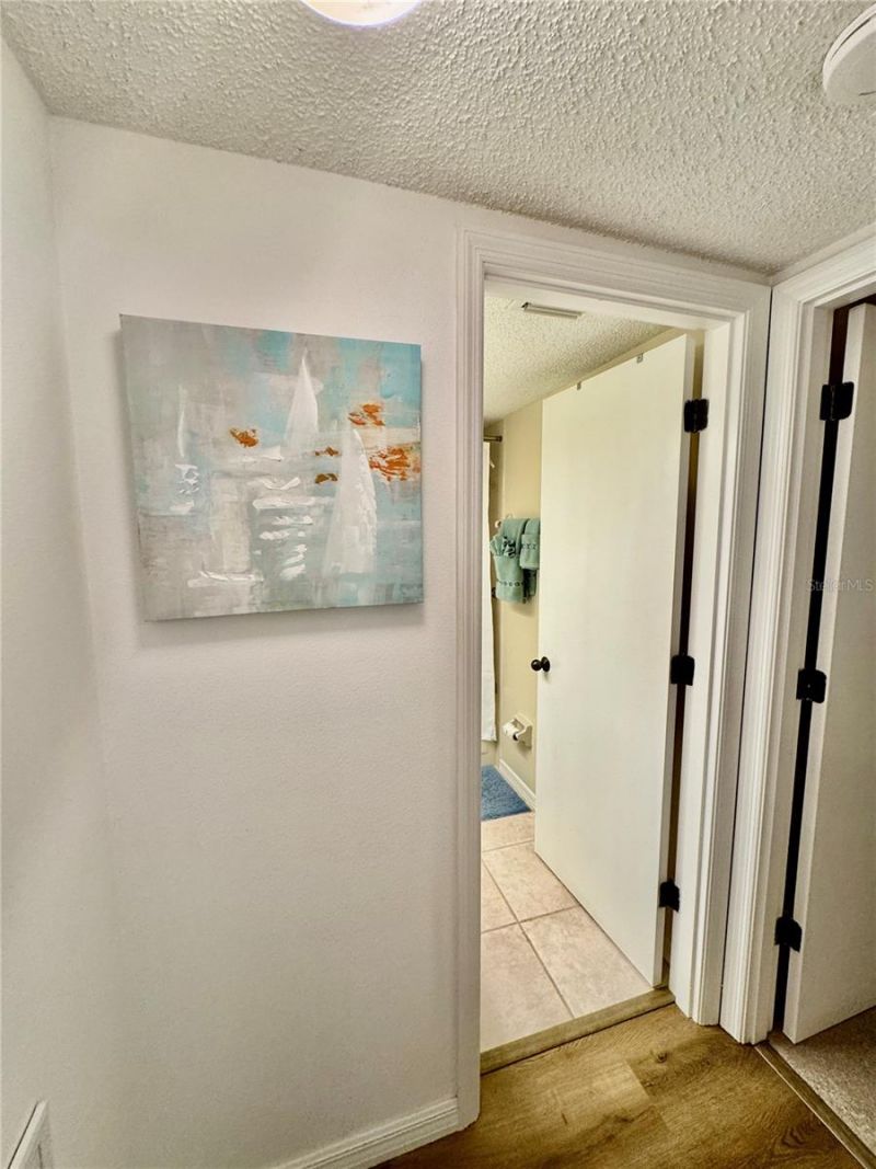 5124 Harpers Croft, Unit 7, Sarasota, FL 34235 Photo
