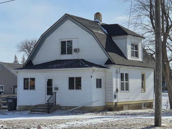 600 SE 3Rd Street, Eagle Grove, IA 50533