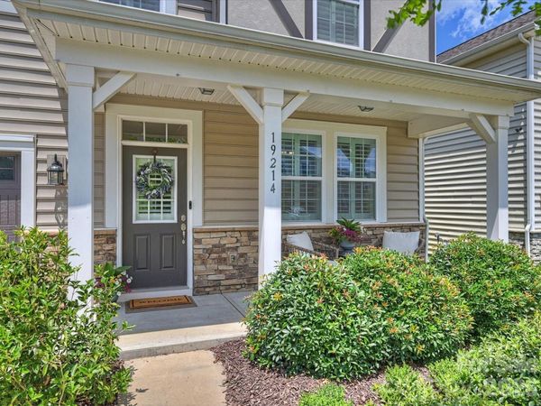 19214 Hawk Haven Lane, Charlotte, NC 28278