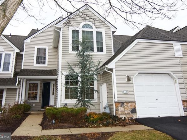 162 HAWTHORNE COURT, READING, PA 19610