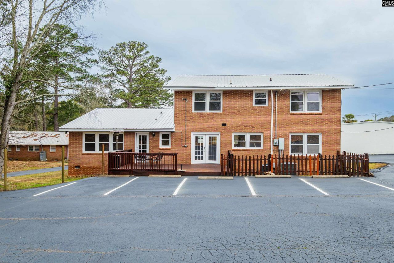 112 Arrowwood Road  Photo 6