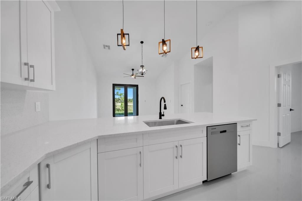 1110-1112 Eisenhower Blvd, Lehigh Acres, FL 33974 Photo