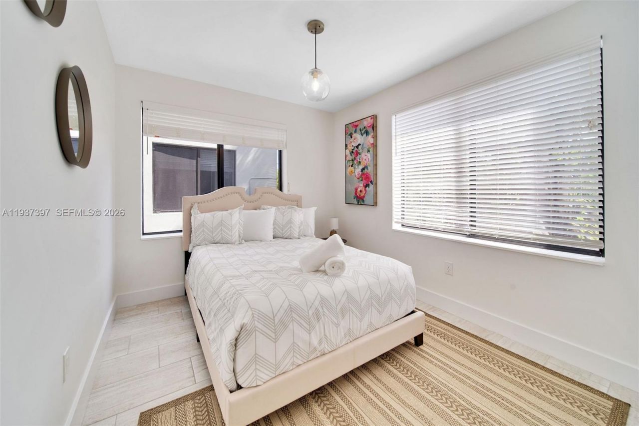 2162 SW 14th Ter, Unit 101, Miami, FL 33145 Photo