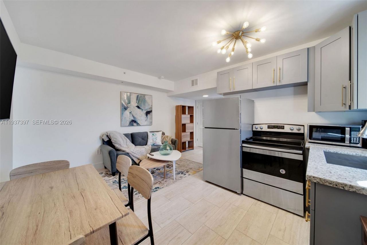 2162 SW 14th Ter, Unit 101, Miami, FL 33145 Photo