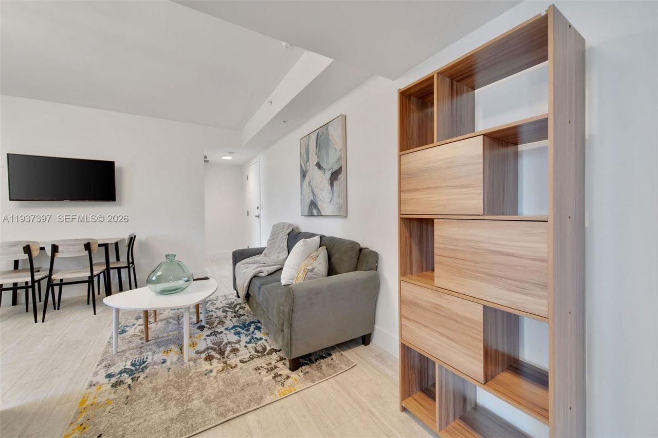 2162 SW 14th Ter, Unit 101, Miami, FL 33145 Photo