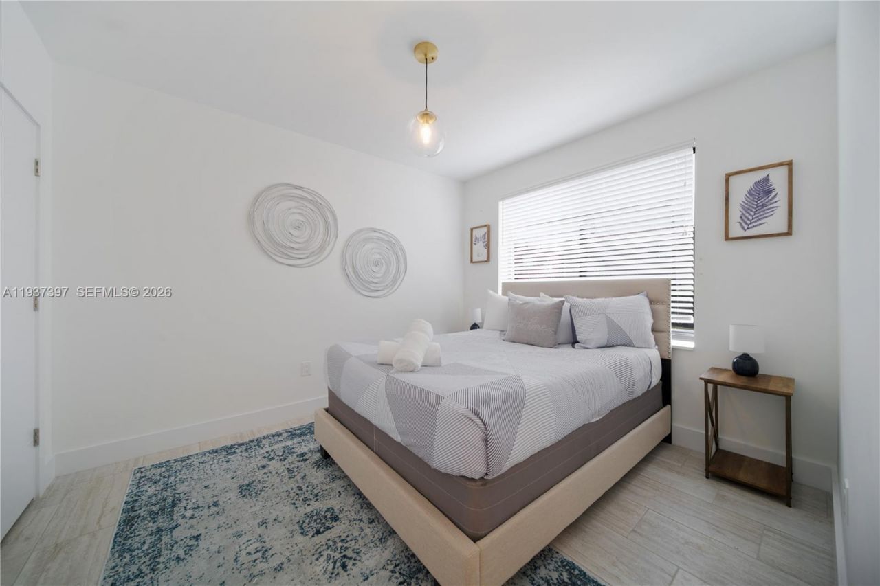 2162 SW 14th Ter, Unit 101, Miami, FL 33145 Photo