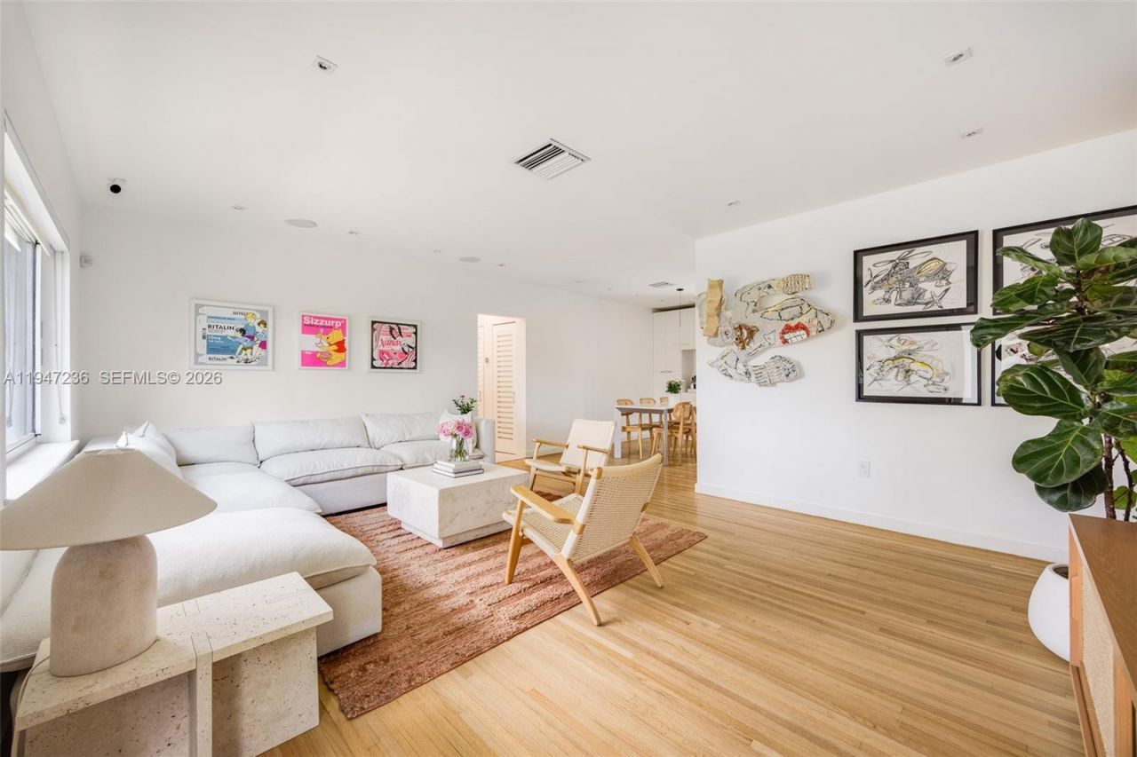 6055 SW 38th St , Miami, FL 33155 Photo