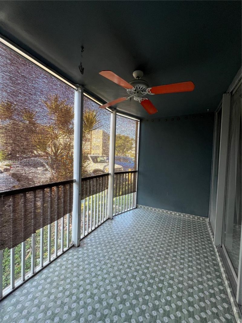 1710 NE 191st St , Unit 100-3, Miami, FL 33179 Photo