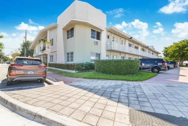 6930 Rue Versailles, Unit 10, Miami Beach, FL 33141 Photo