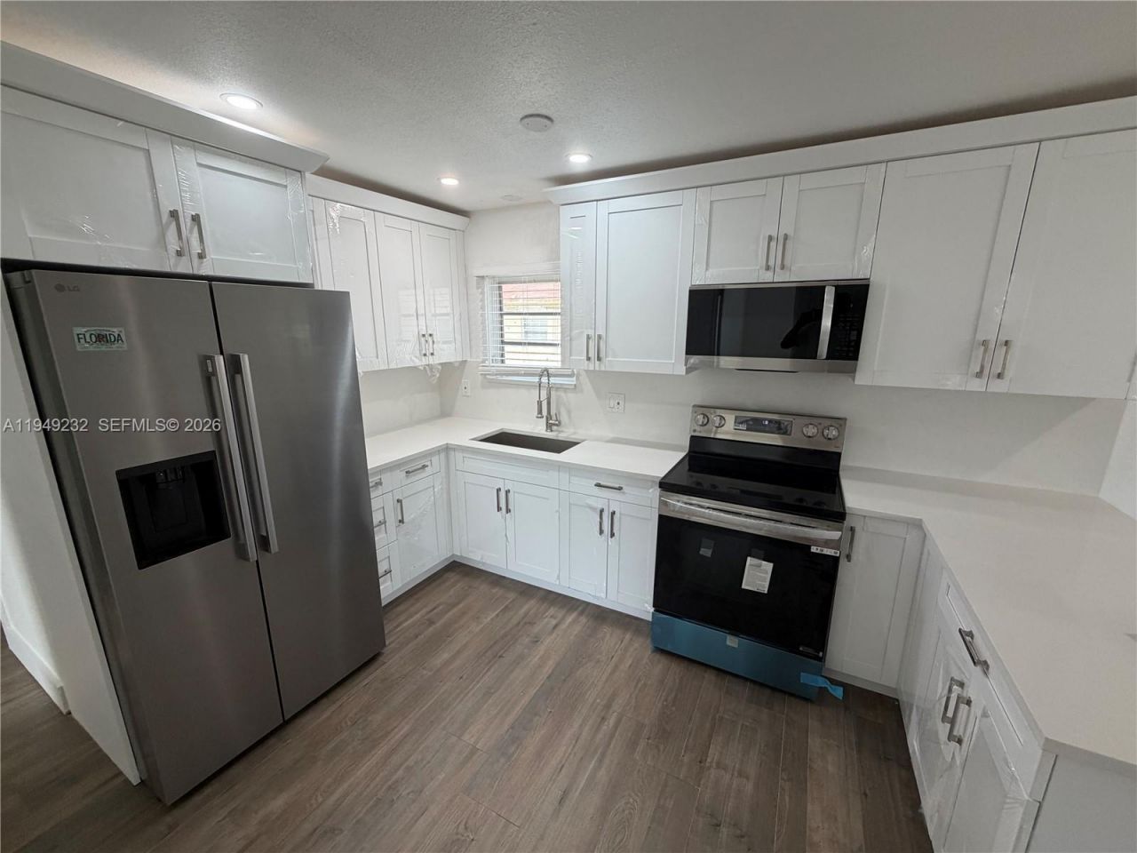 2910 NW 25th St, Fort Lauderdale, FL 33311 Photo