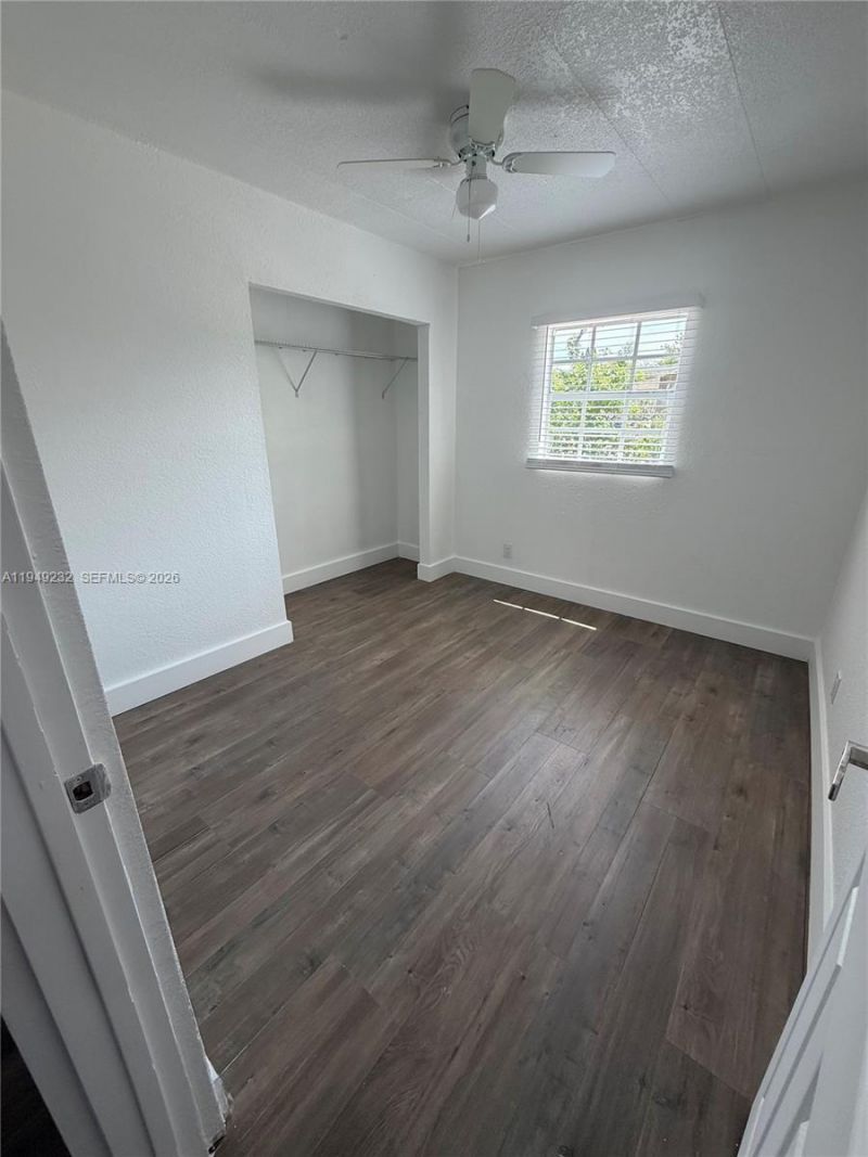 2910 NW 25th St, Fort Lauderdale, FL 33311 Photo