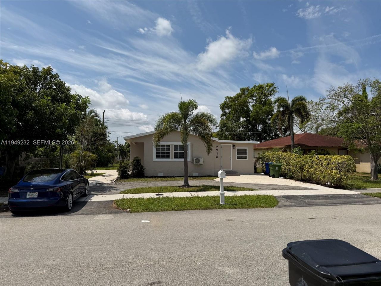 2910 NW 25th St, Fort Lauderdale, FL 33311 Photo