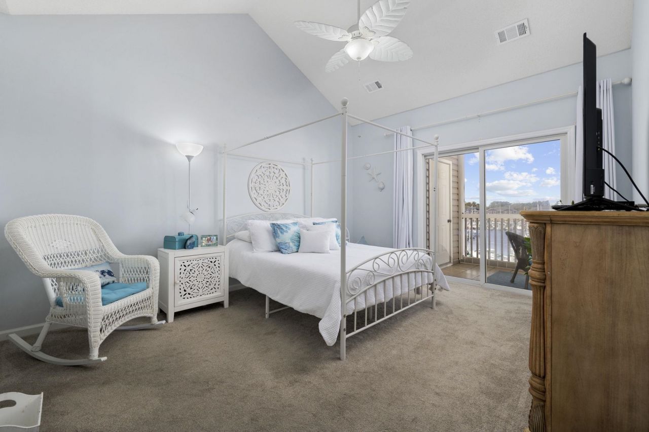 4210 Coquina Harbour Dr. Photo 18