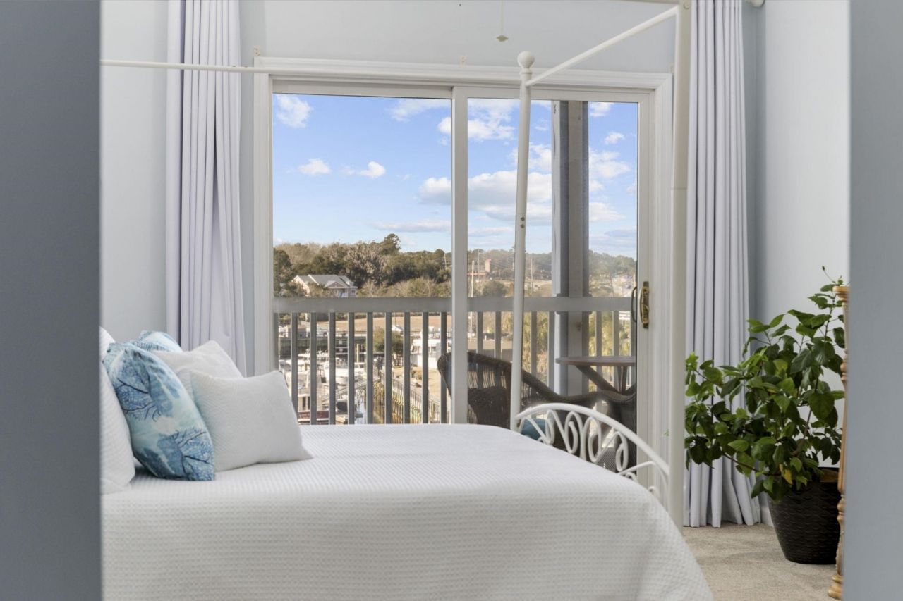 4210 Coquina Harbour Dr. Photo 23