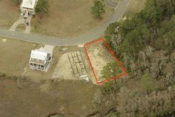 Oak Bay Dr.  photo 4