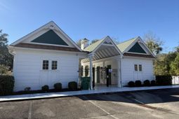 Oak Bay Dr.  photo 4