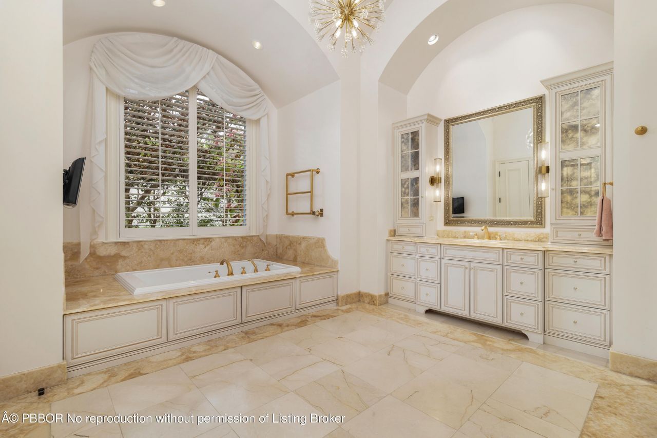 135 W Bears Club Drive, Jupiter, FL 33477 Photo