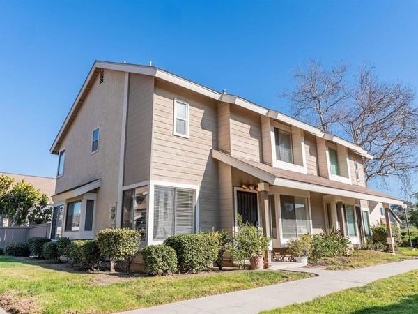 7483 Tooma St, Unit B, San Diego, CA 92139