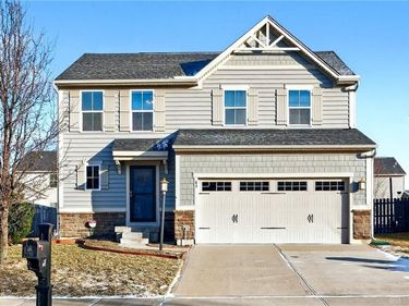 63 Waterford Boulevard, Fairborn, OH 45324