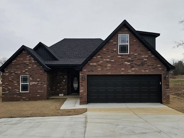 610 N Airport Road, Jonesboro, AR 72405