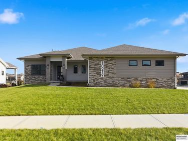 10219 S 191st Street, Omaha, NE 68135
