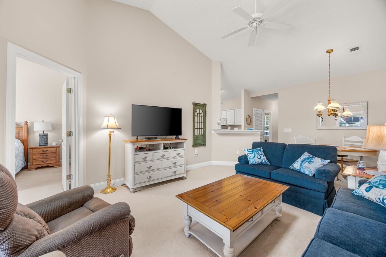 1113 Peace Pipe Pl. Photo 4