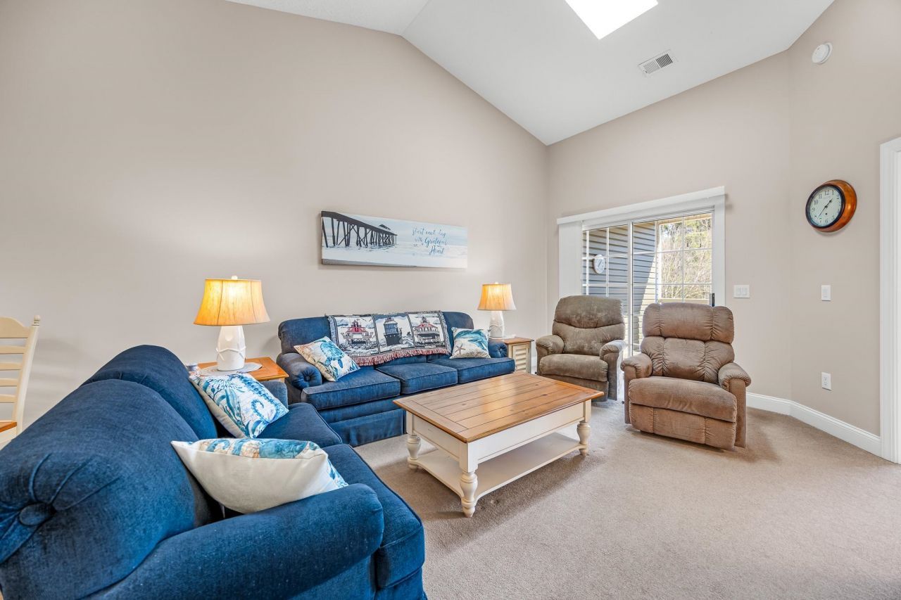 1113 Peace Pipe Pl. Photo 6