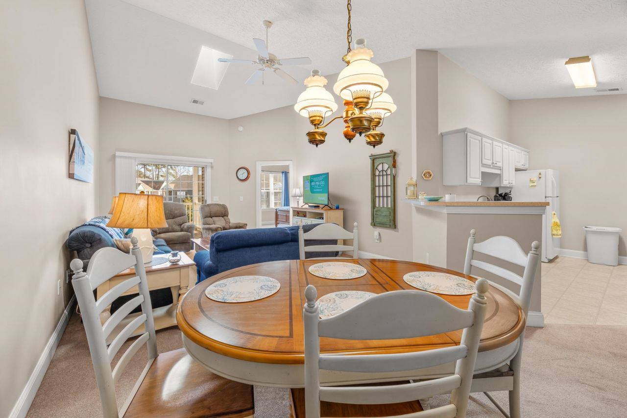 1113 Peace Pipe Pl. Photo 8