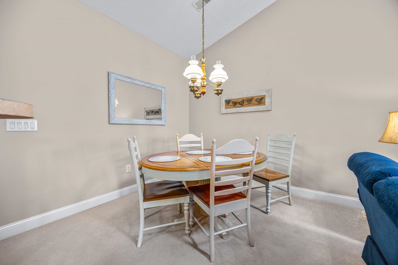 1113 Peace Pipe Pl. Photo 9