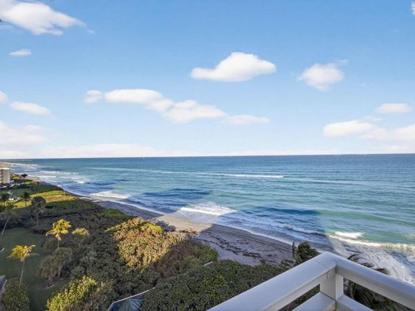 500 Ocean Drive, Unit E9c, Juno Beach, FL 33408