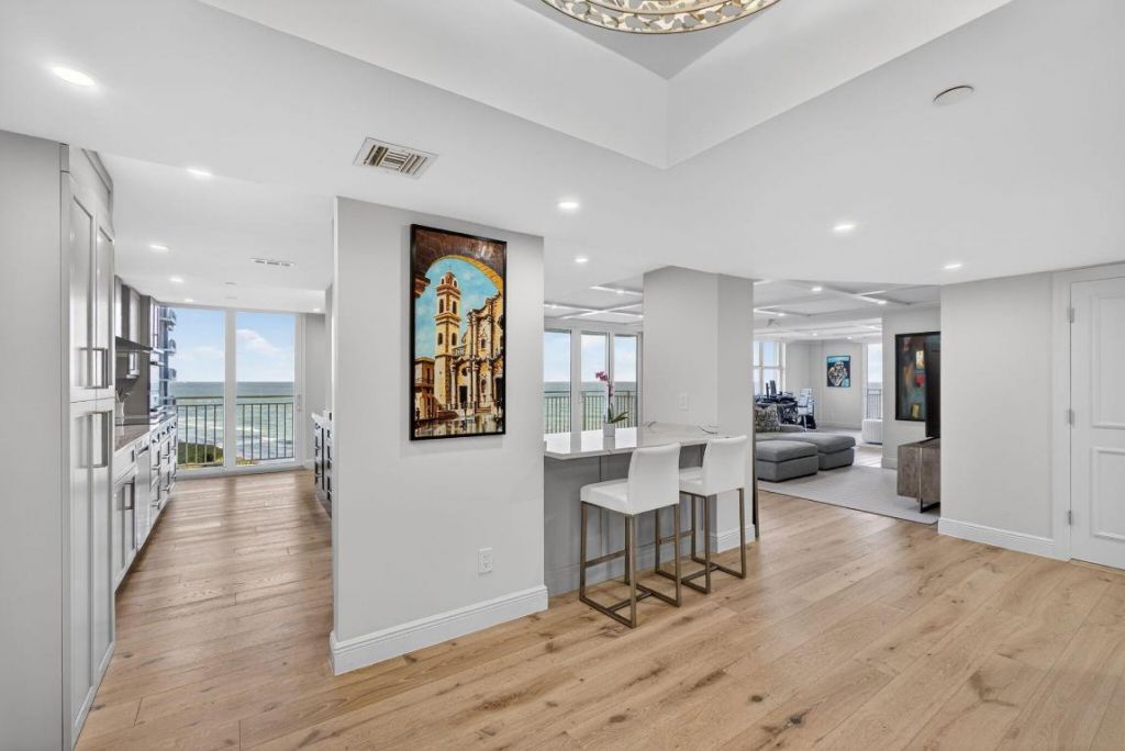 500 Ocean Drive, Unit E9c, Juno Beach, FL 33408 Photo