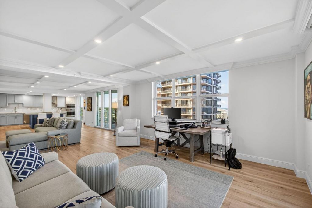 500 Ocean Drive, Unit E9c, Juno Beach, FL 33408 Photo