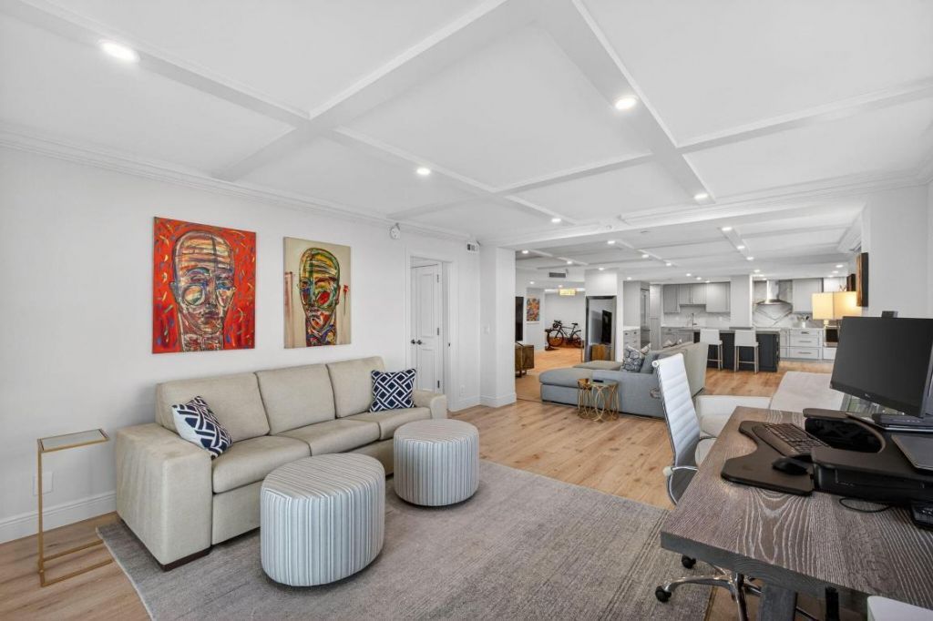 500 Ocean Drive, Unit E9c, Juno Beach, FL 33408 Photo