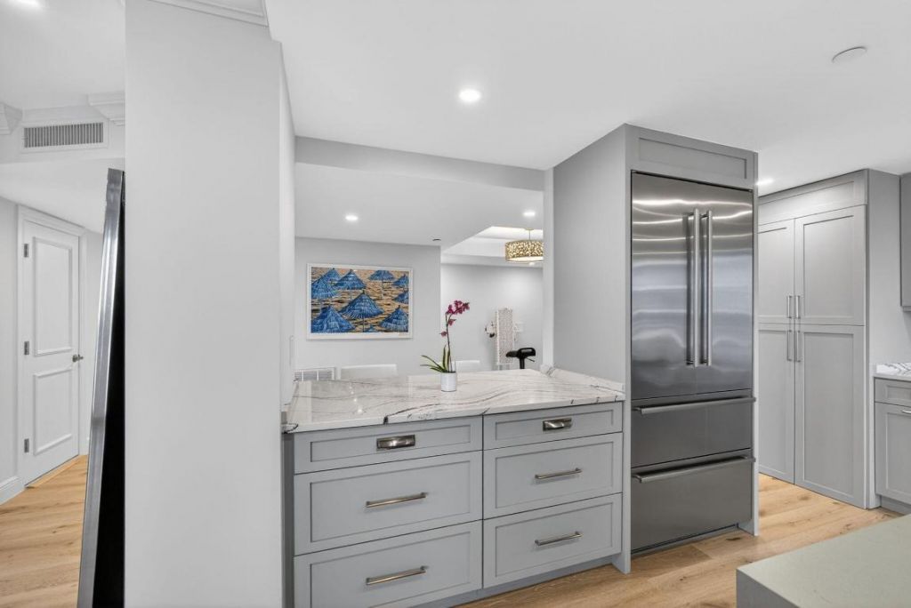 500 Ocean Drive, Unit E9c, Juno Beach, FL 33408 Photo