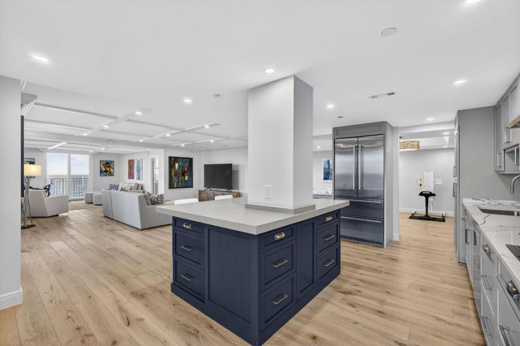 500 Ocean Drive, Unit E9c, Juno Beach, FL 33408 Photo