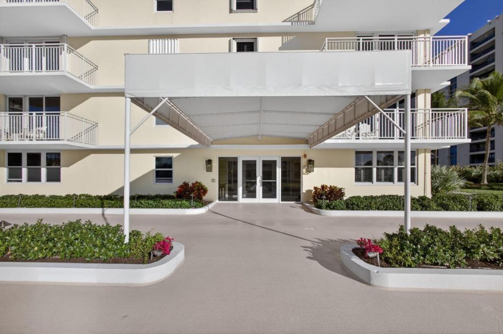 500 Ocean Drive, Unit E9c, Juno Beach, FL 33408 Photo