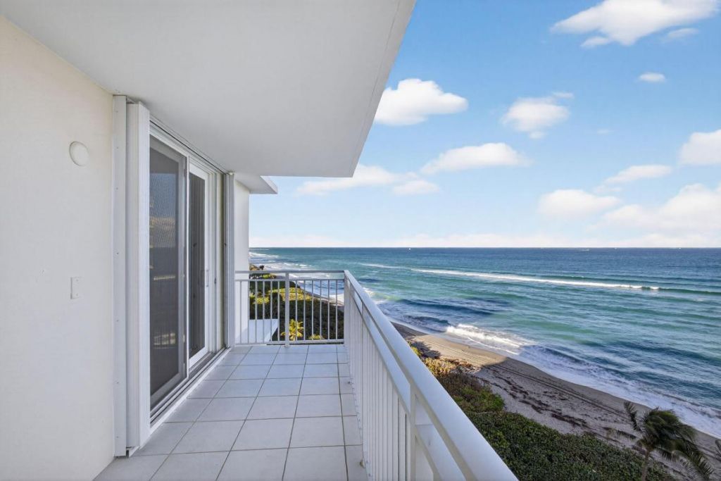 500 Ocean Drive, Unit E9c, Juno Beach, FL 33408 Photo